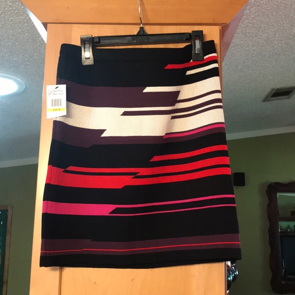 Jessica Simpson skirt - Picture 1 of 4